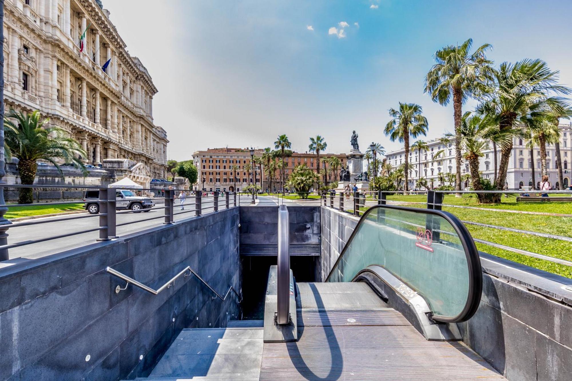 Attico Nel Cuore Di Roma Con Box Privato Per Auto 外观 照片